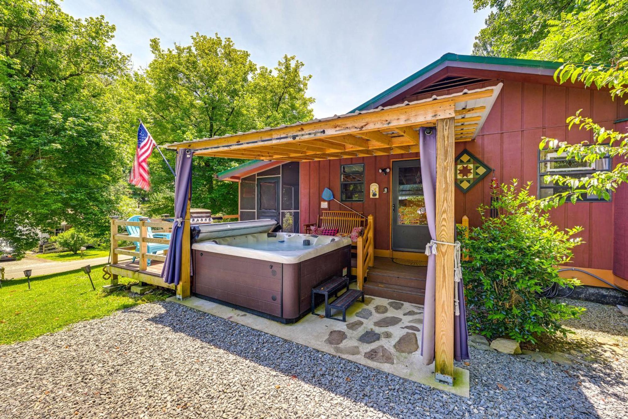 Bryson City Home With Deck About 1 Mi To Fontana Lake 外观 照片